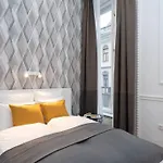 Apartamento Located, 150 M2 5 Bedrooms Apt.,