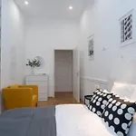 Apartamento Located, 150 M2 5 Bedrooms Apt., *